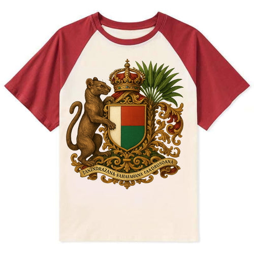 Madagascar Fossa Hunter  - Contrast Raglan T-shirt