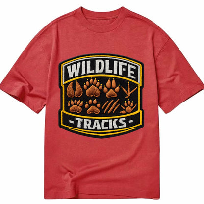 WILDLIFE TRACKS - animal footprints in brown , tracker - Classic T-shirt - Red