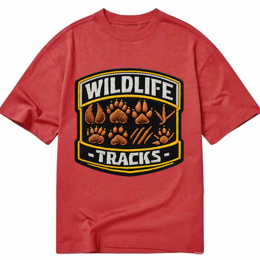 WILDLIFE TRACKS - animal footprints in brown , tracker - Classic T-shirt - Red