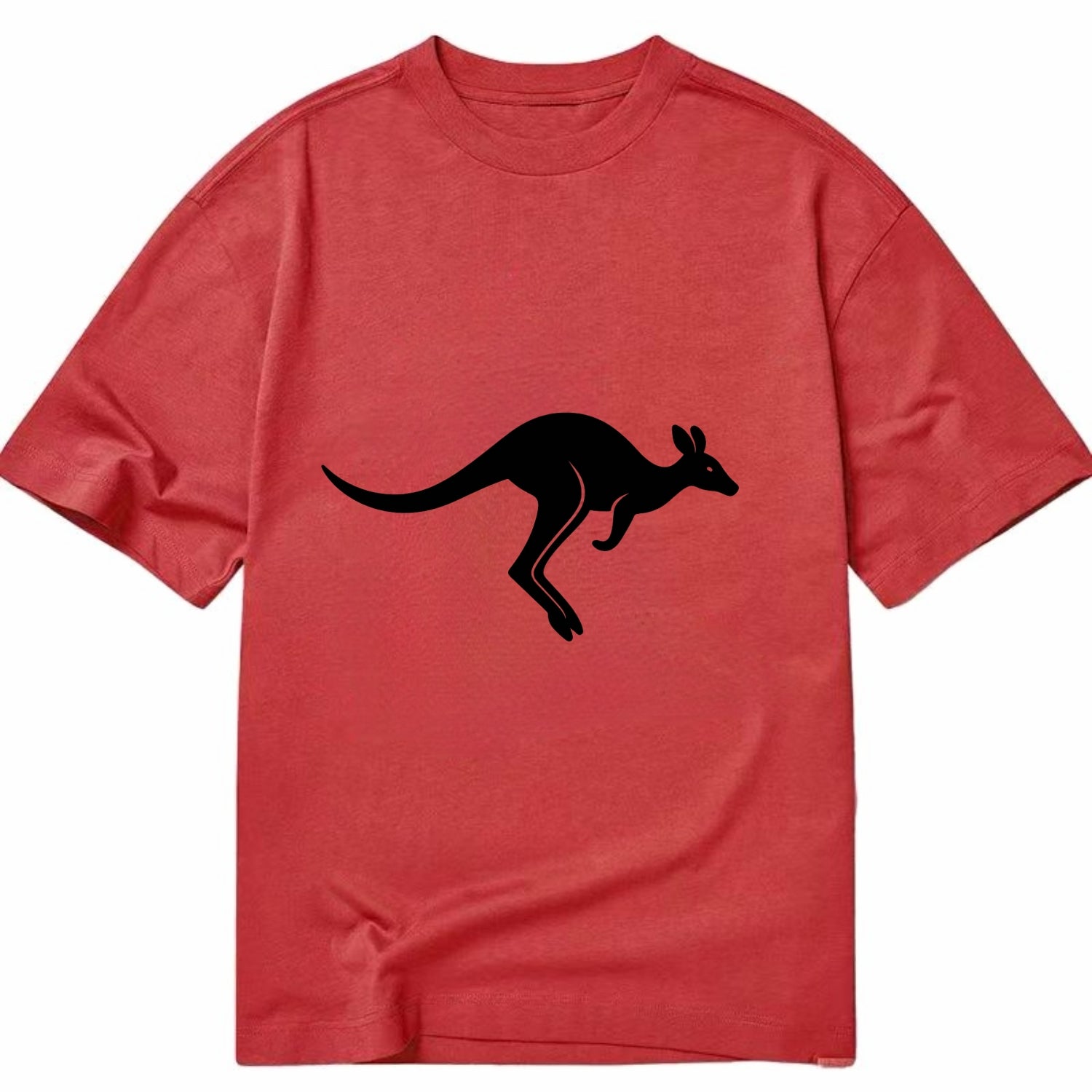 Kangaroo leaping across outback - Classic T-shirt - Red