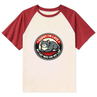 Charming Cat Loaf Excuse Emblem - Contrast Raglan T-shirt - Red