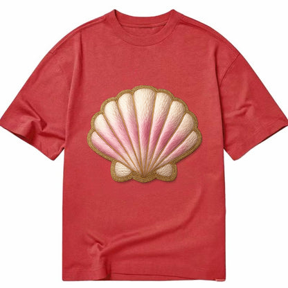 SEASHELL SCALLOP - scallop shell in cream and pink , beach - Classic T-shirt - Red
