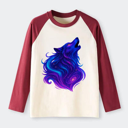 Noble wolf with flowing fur that transforms into aurora borealis - Raglan Long Sleeve T-Shirt - Red
