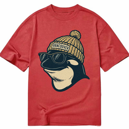 Vancouver Orca wearing Vancouver beanie - Classic T-shirt - Red