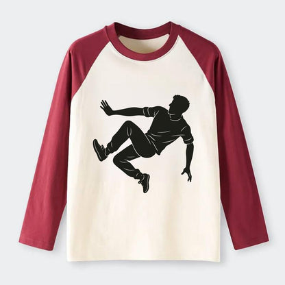 Parkour athlete wall run - Raglan Long Sleeve T-Shirt - Red
