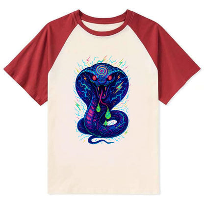 Mesmerizing cobra with hypnotic spiral patterns in the hood, scales that - Contrast Raglan T-shirt - Red