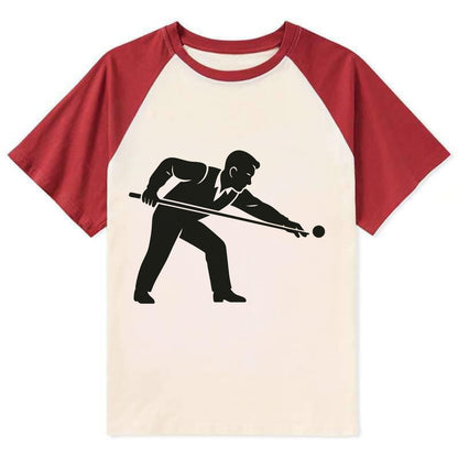 Pool player lining up shot - Contrast Raglan T-shirt - Red