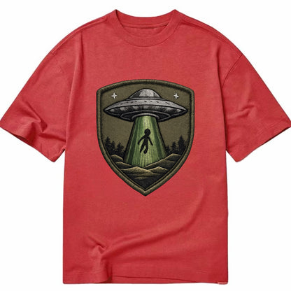 UFO ALIEN - flying saucer with beam in silver and green , extraterrestrial - Classic T-shirt - Red