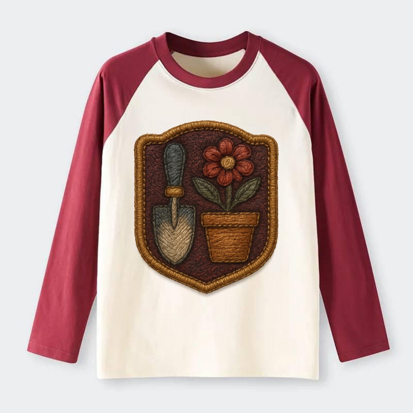 Garden trowel with flower pot - gardener badge - Raglan Long Sleeve T-Shirt - Red