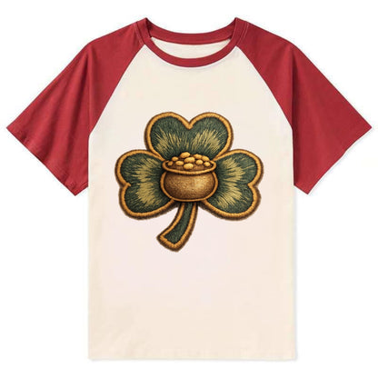 ST PATRICKS CLOVER - lucky clover with gold in green and gold , Irish luck - Contrast Raglan T-shirt - Red