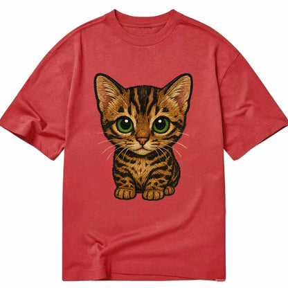 Baby Bengal Kitten - spotted/marbled wild coat, green eyes, athletic build, - Classic T-shirt - Red