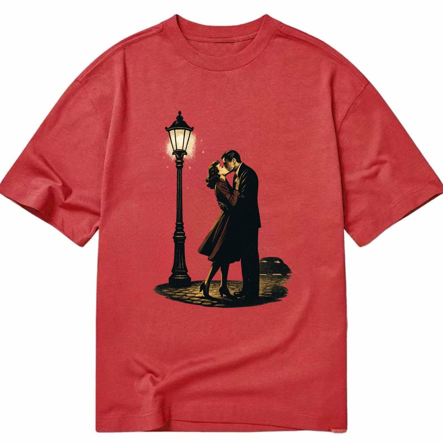 first kiss under vintage street lamp on cobblestone at night - Classic T-shirt - Red