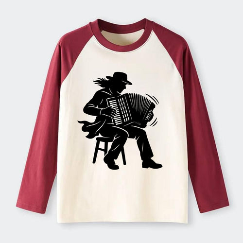 Accordion player street musician - Raglan Long Sleeve T-Shirt