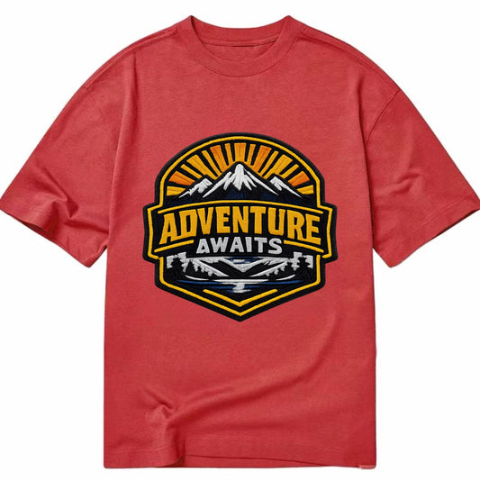 ADVENTURE AWAITS - mountain sunrise with text in gold and blue , wanderlust - Classic T-shirt - Red