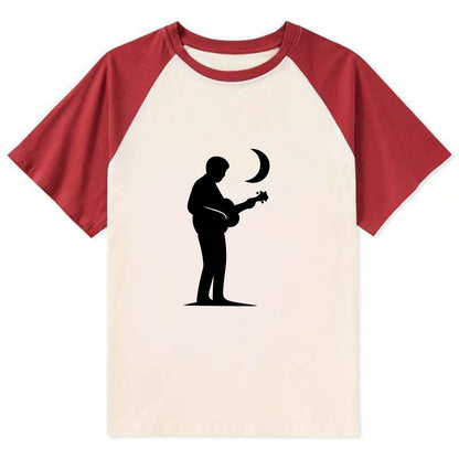 Guitarist playing acoustic under moonlight - Contrast Raglan T-shirt - Red