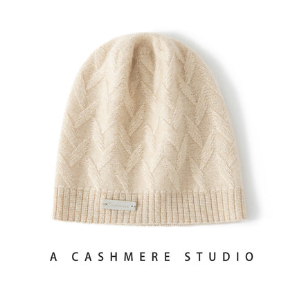 Soft Cashmere Beanie: Luxurious Winter Warmth
