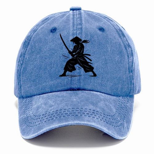 Samurai in battle-ready stance - Classic Cap