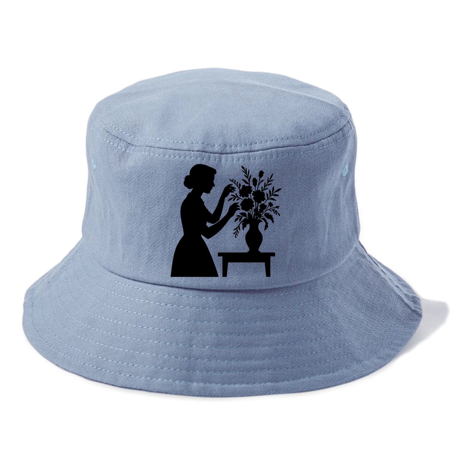 Florist arranging dramatic bouquet - Bucket Hat - Summer Sky(Blue)