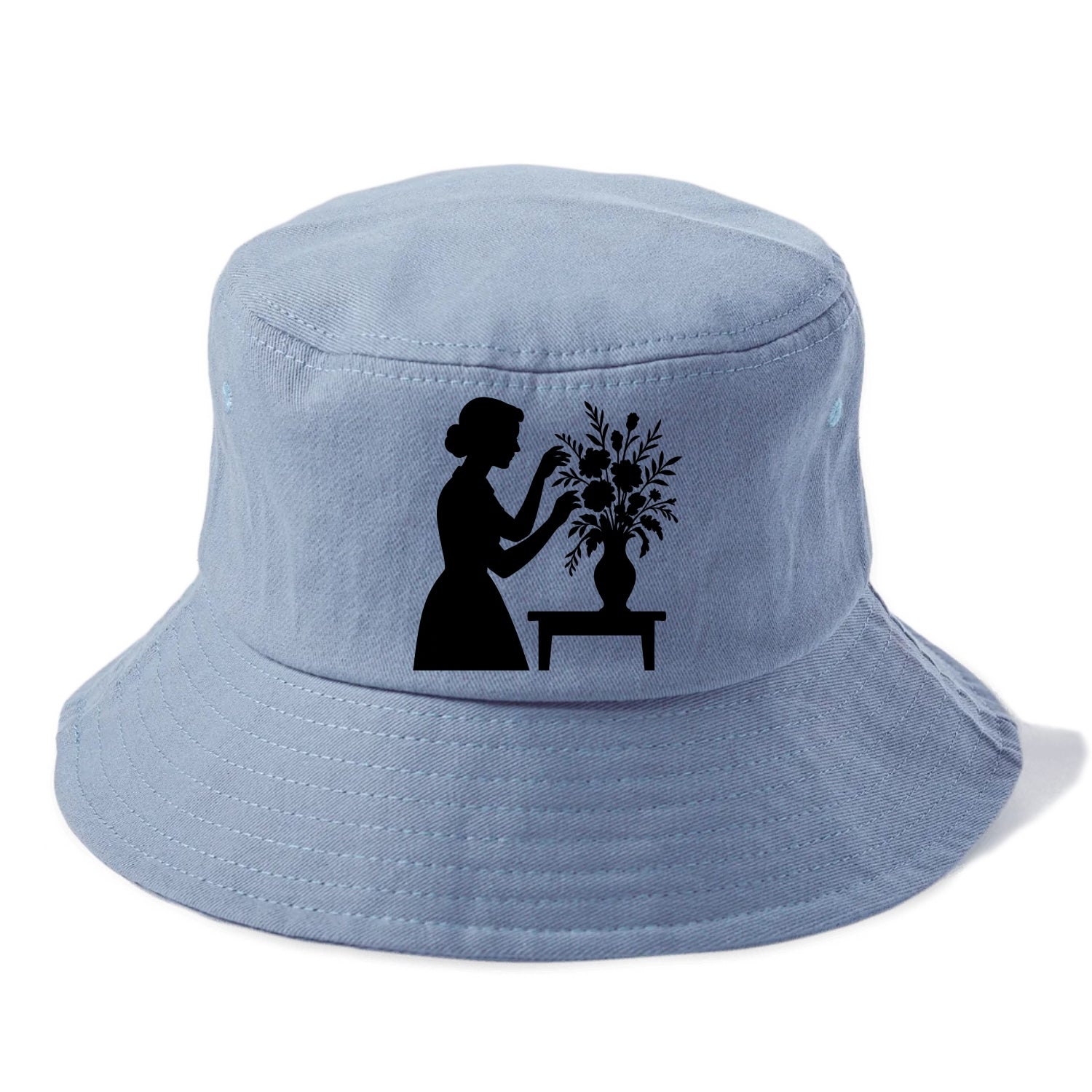 Florist arranging dramatic bouquet - Bucket Hat - Summer Sky(Blue)