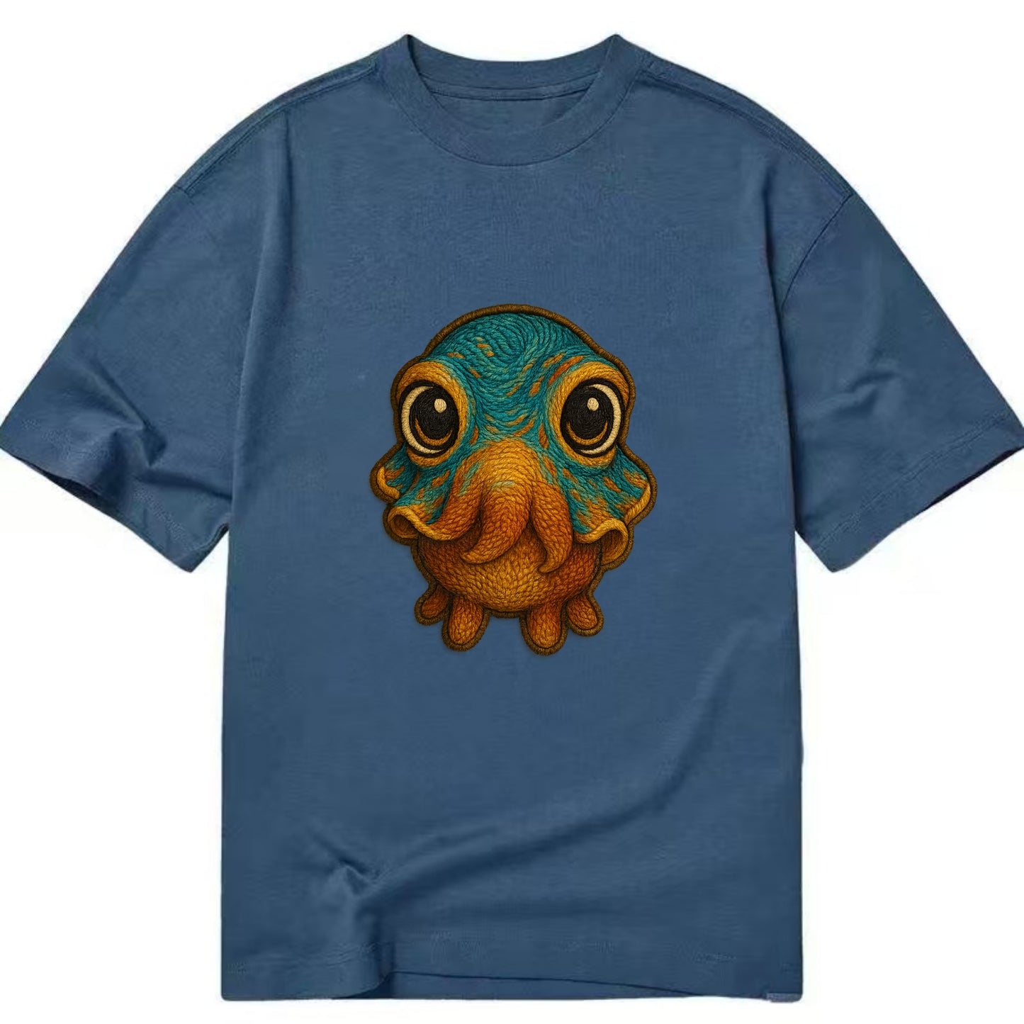 Baby Cuttlefish - color-changing skin, W-shaped pupil, front-facing, hypnotic cute - Classic T-shirt - Twilight Navy(Blue)