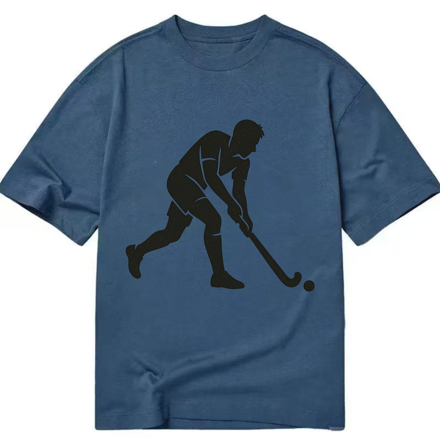Field hockey player striking the ball - Classic T-shirt - Twilight Navy(Blue)