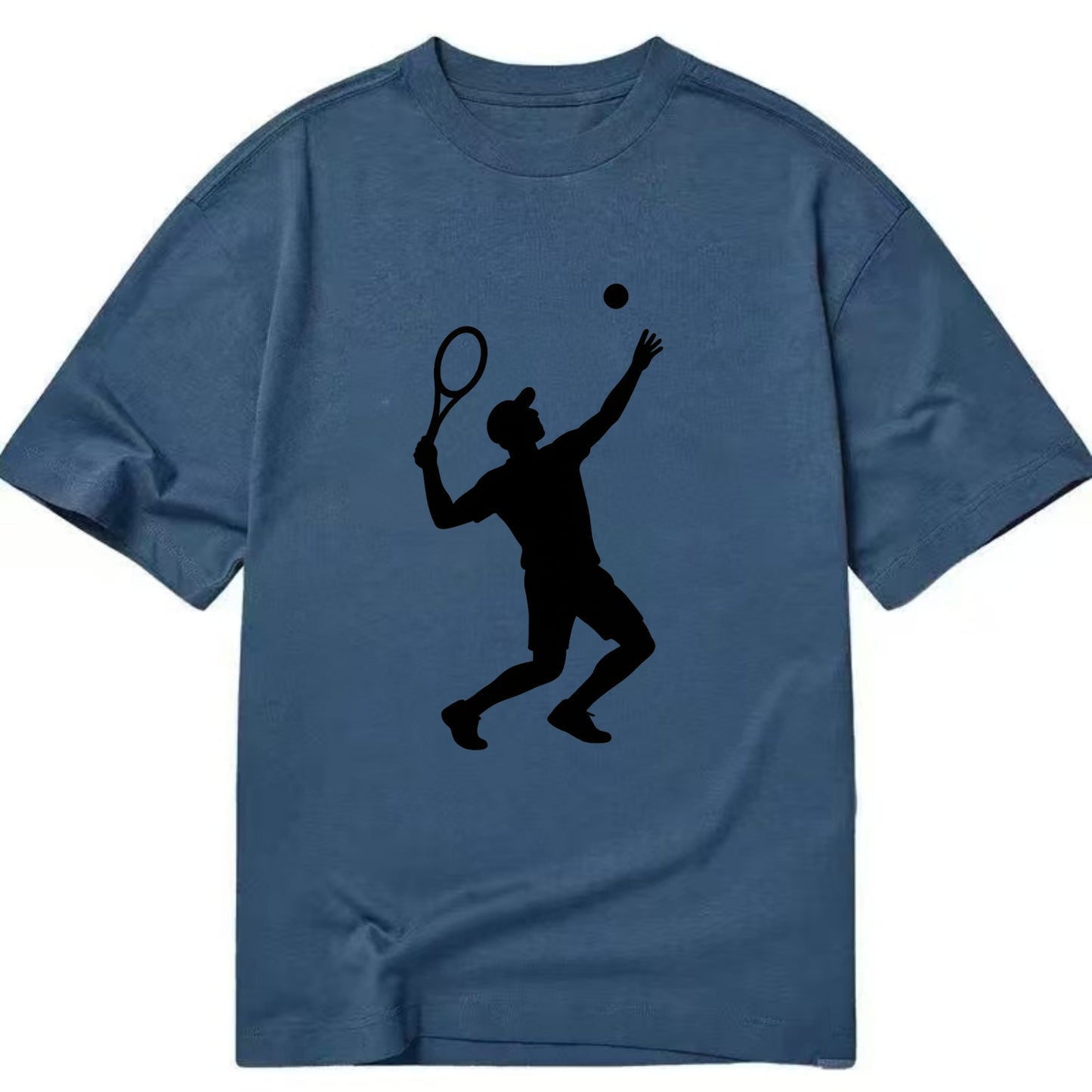 Tennis player serving powerful shot - Classic T-shirt - Twilight Navy(Blue)