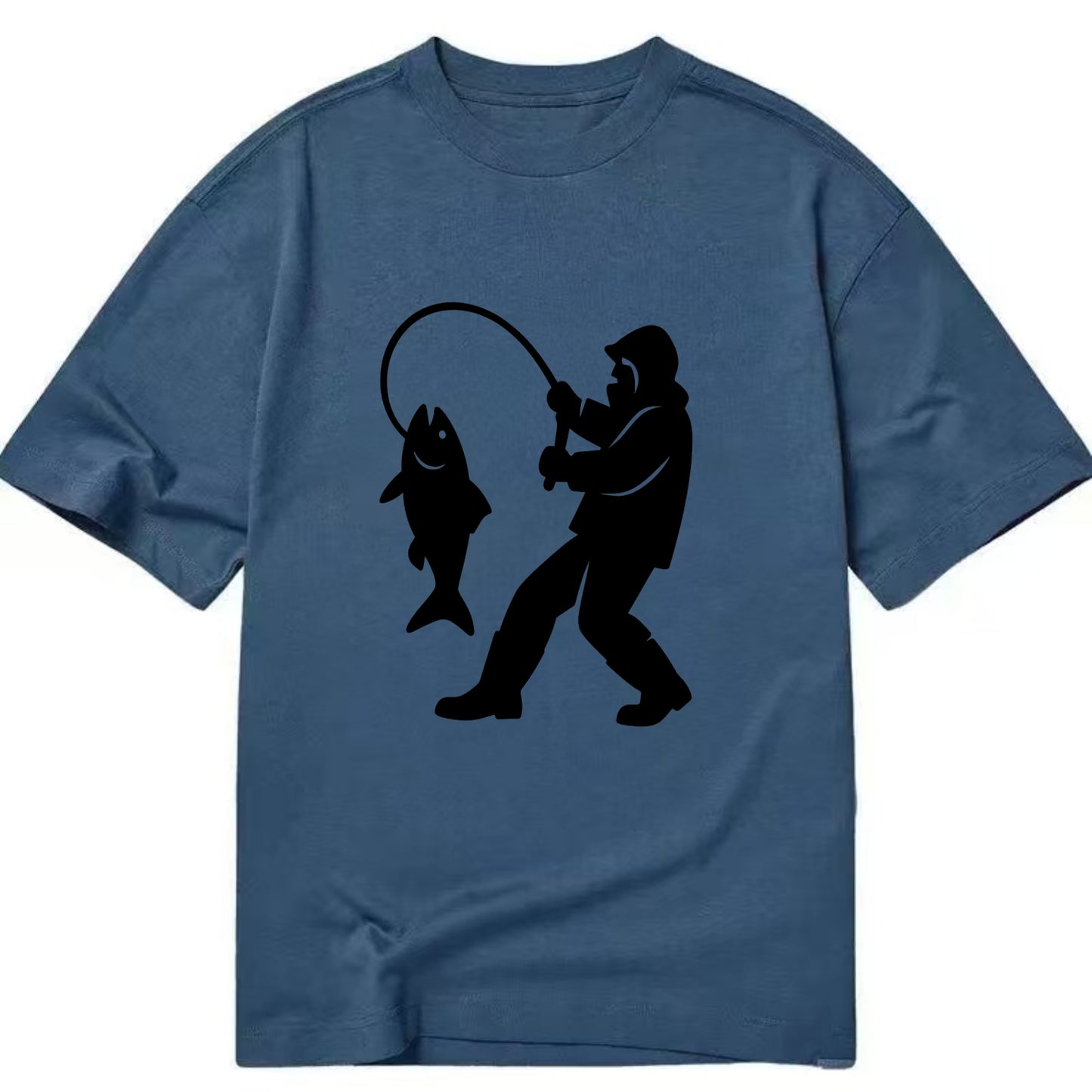 Alaskan fisherman hauling catch - Classic T-shirt - Twilight Navy(Blue)