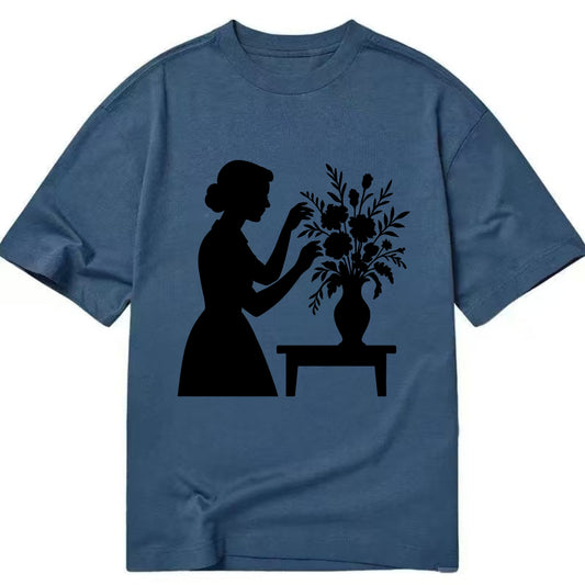 Florist arranging dramatic bouquet - Classic T-shirt - Twilight Navy(Blue)