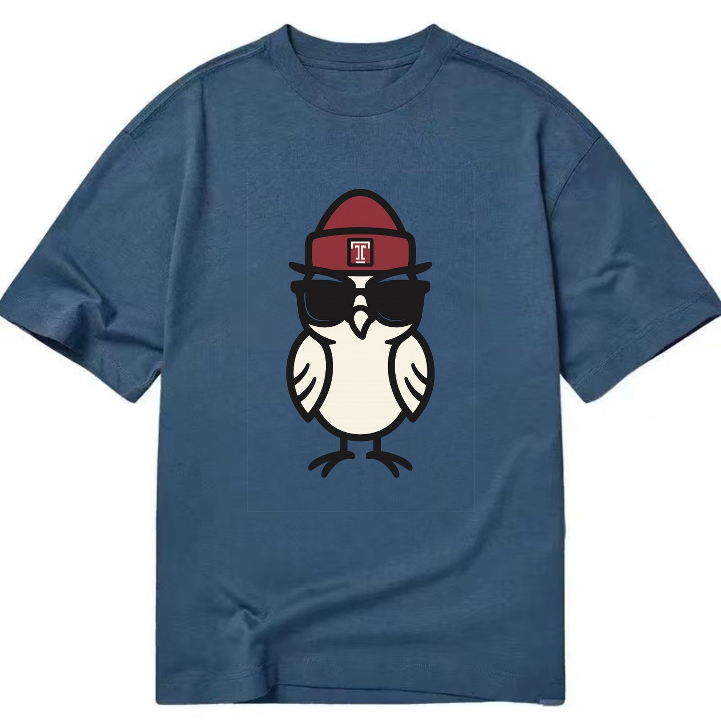 Philadelphia Owl wearing Temple beanie with T patch - Classic T-shirt - Twilight Navy(Blue)