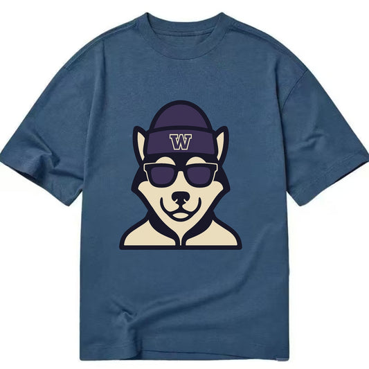 Seattle Husky wearing Washington beanie with W patch - Classic T-shirt - Twilight Navy(Blue)