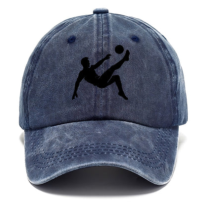 Soccer player kicking ball mid-air - Classic Cap - Twilight Navy(Blue)