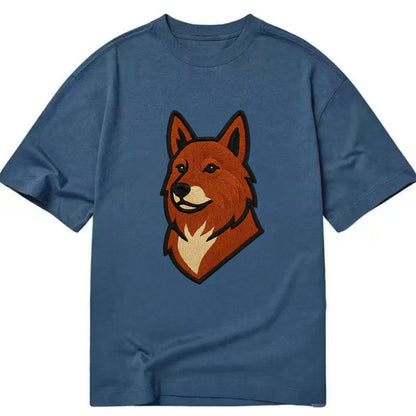 Finnish Spitz - Fox-red pointed ears embroidered pose - Classic T-shirt - Twilight Navy(Blue)
