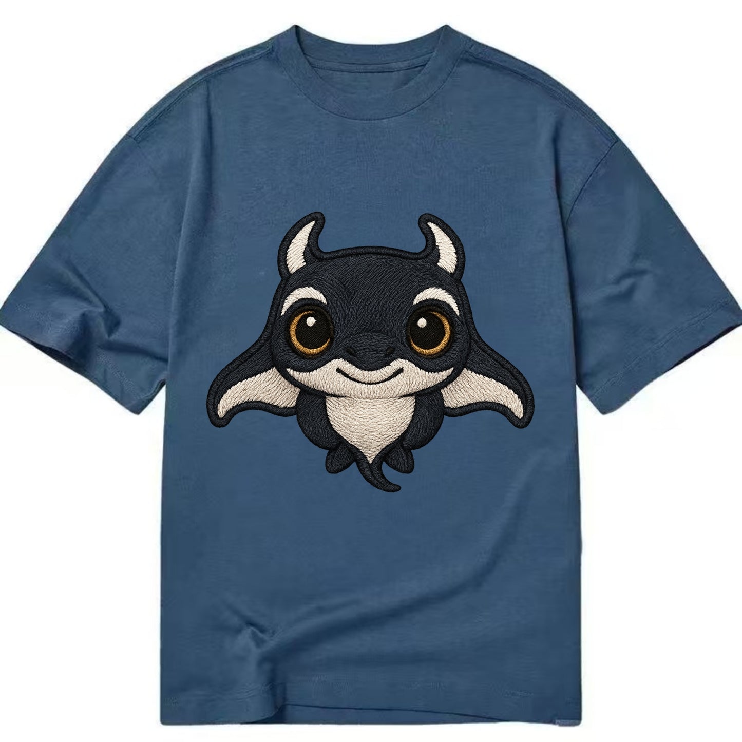 Baby Manta Ray - dark with white markings, cephalic fins, gentle eyes, - Classic T-shirt - Twilight Navy(Blue)