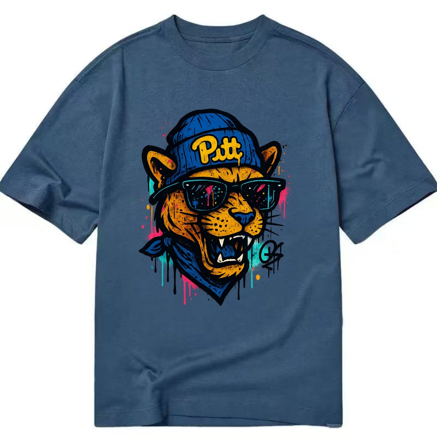 Pittsburgh Panther wearing Pitt beanie with script patch - Classic T-shirt - Twilight Navy(Blue)
