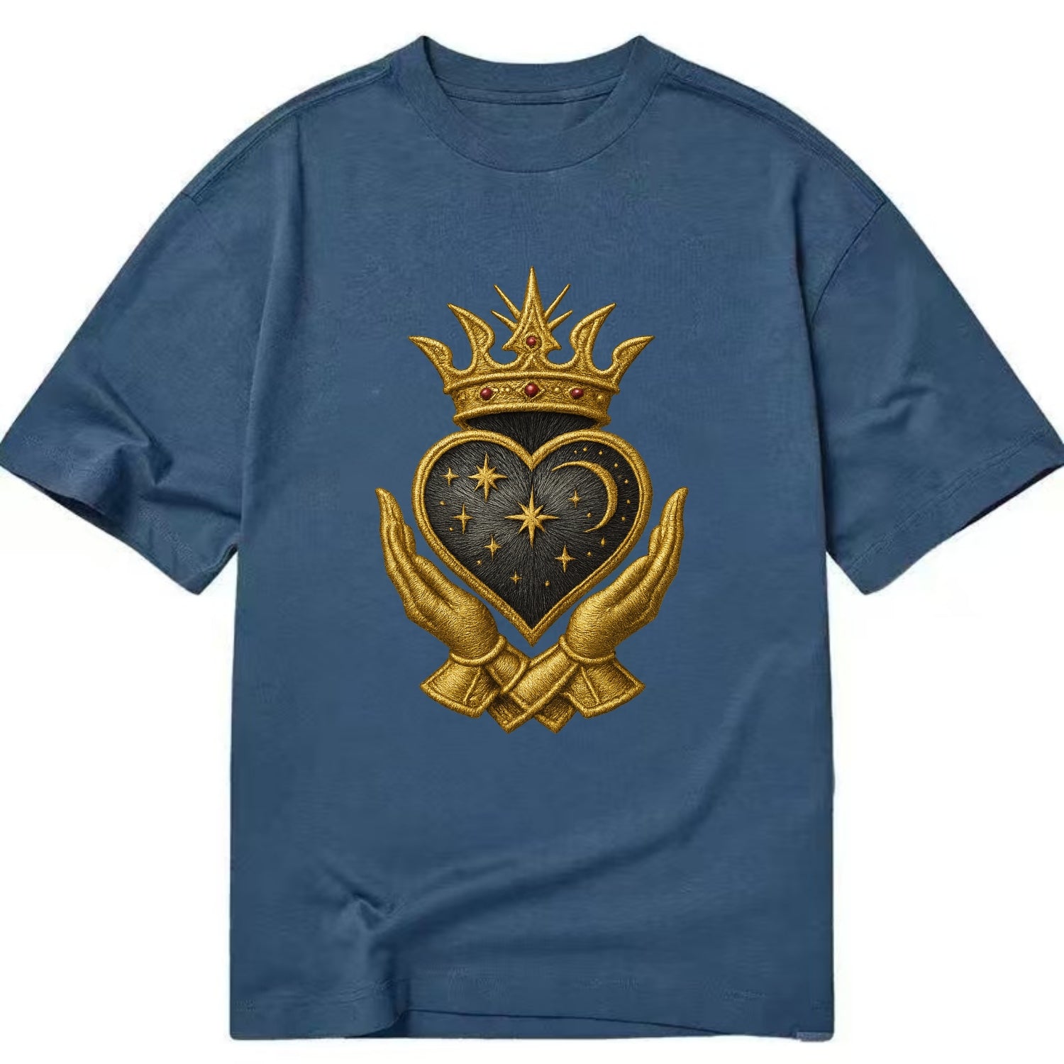 Hammered bronze warrior crown anchoring a dark steel heart with shield-bearing - Classic T-shirt - Twilight Navy(Blue)