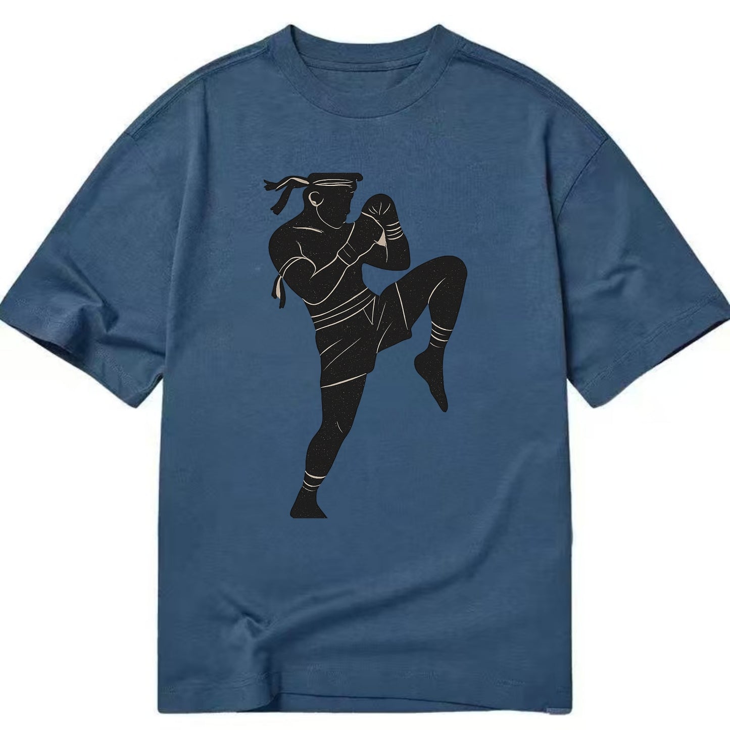 Muay Thai fighter with knee strike - Classic T-shirt - Twilight Navy(Blue)
