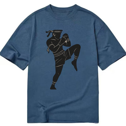 Muay Thai fighter with knee strike - Classic T-shirt - Twilight Navy(Blue)