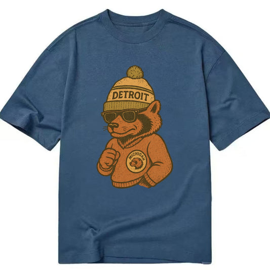 Michigan Wolverine wearing Detroit beanie with pom pom and wayfarer sunglasses - Classic T-shirt - Twilight Navy(Blue)