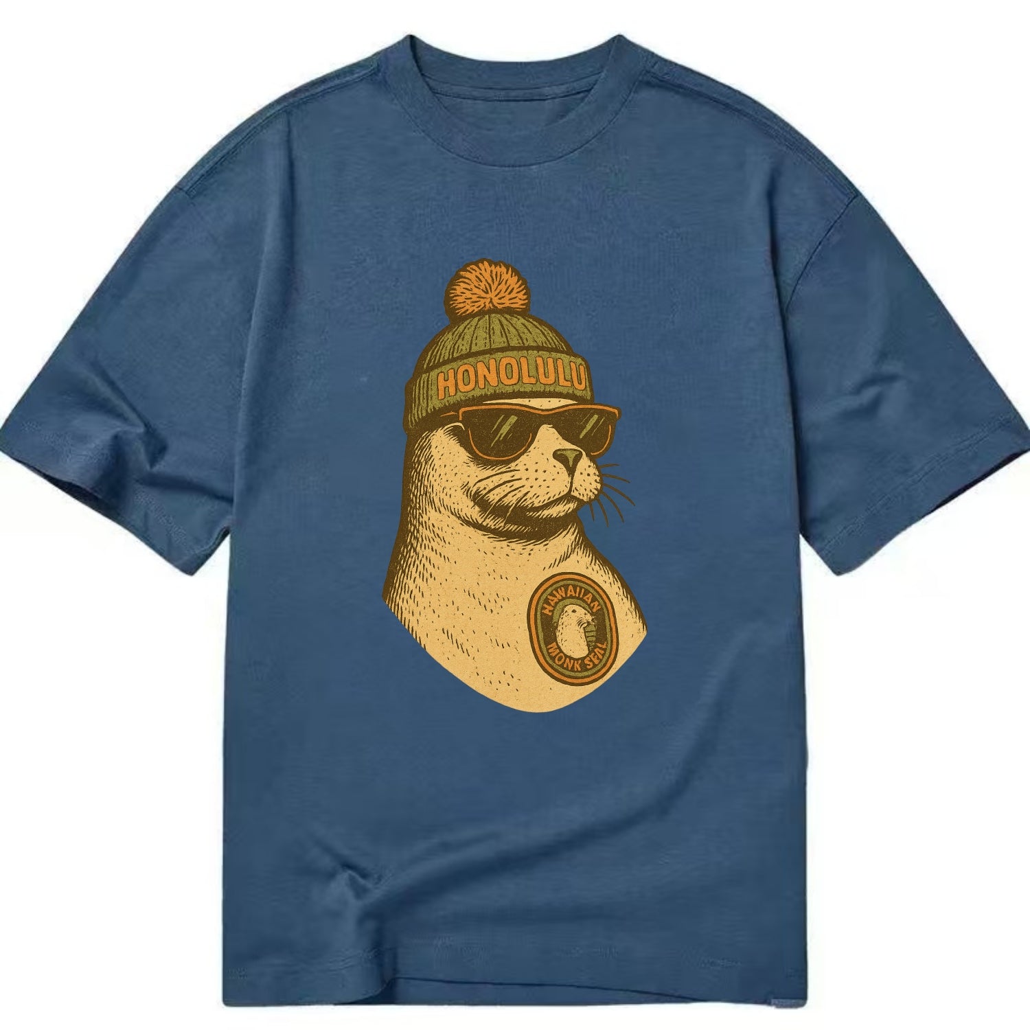 Hawaii Monk Seal wearing Honolulu beanie with pom pom and wayfarer sunglasses - Classic T-shirt - Twilight Navy(Blue)