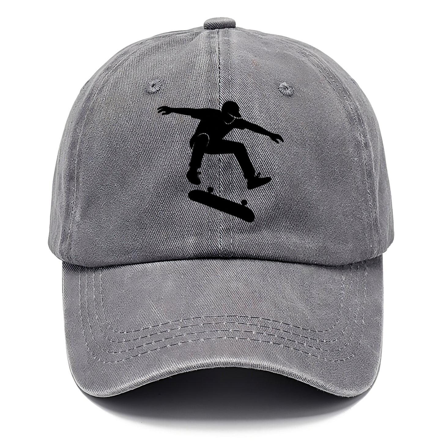 Skateboarder doing kickflip trick - Classic Cap - Urban Haze(Grey)