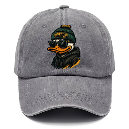 Eugene Duck wearing Oregon beanie with O patch - Classic Cap - Urban Haze(Grey)