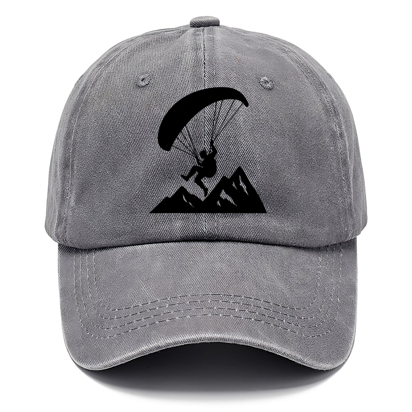 Paraglider soaring over mountain peaks - Classic Cap - Urban Haze(Grey)