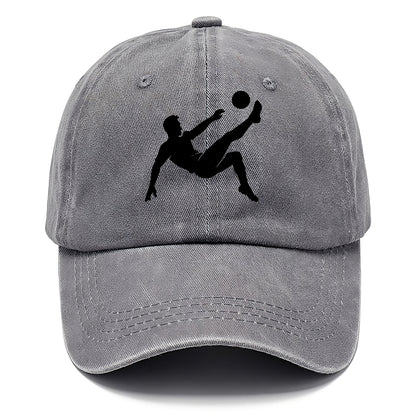 Soccer player kicking ball mid-air - Classic Cap - Urban Haze(Grey)