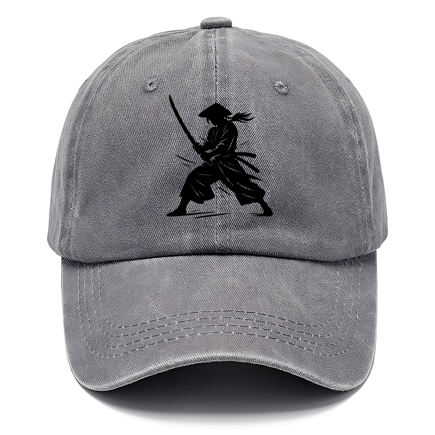 Samurai in battle-ready stance - Classic Cap - Urban Haze(Grey)