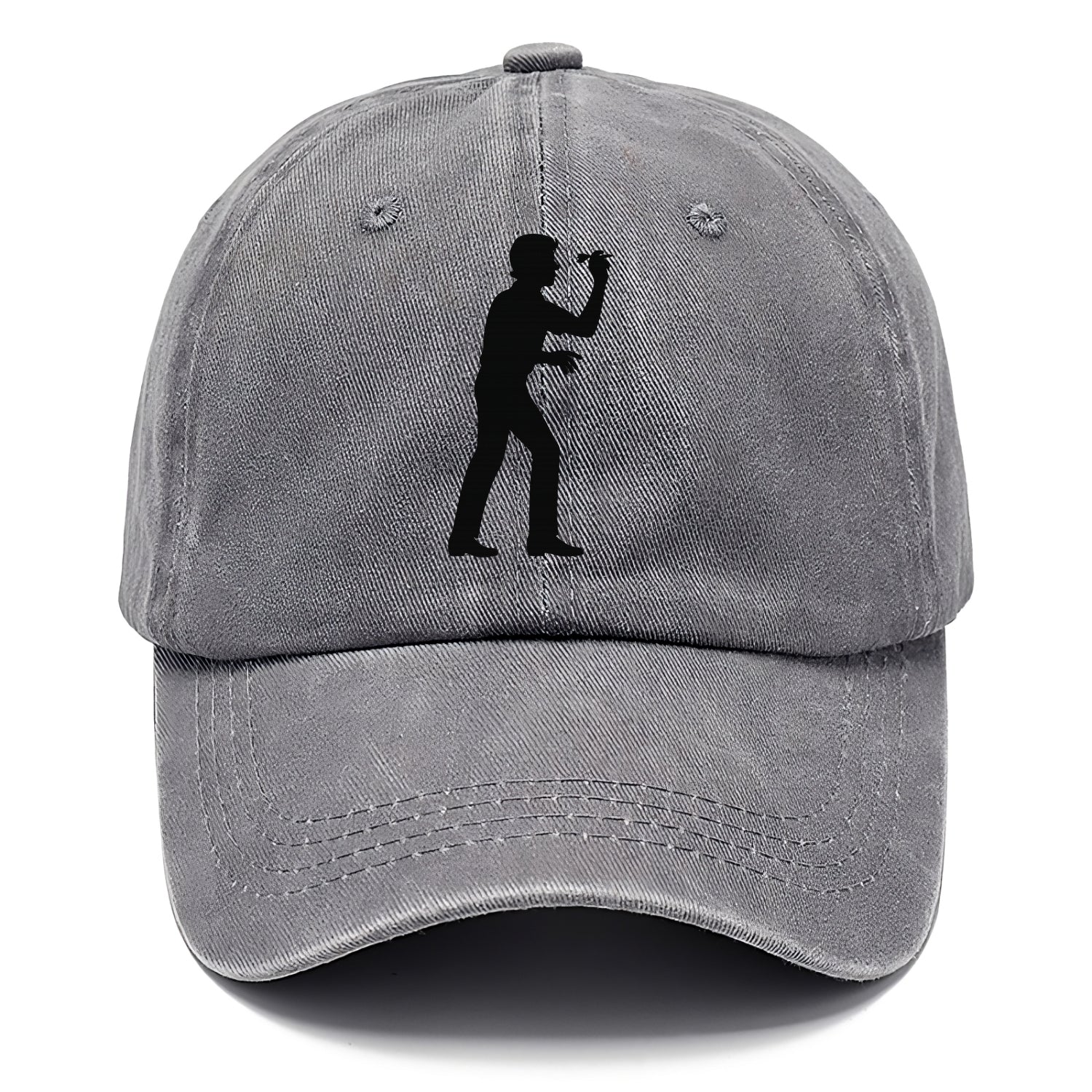 Darts player in throwing stance - Classic Cap - Urban Haze(Grey)