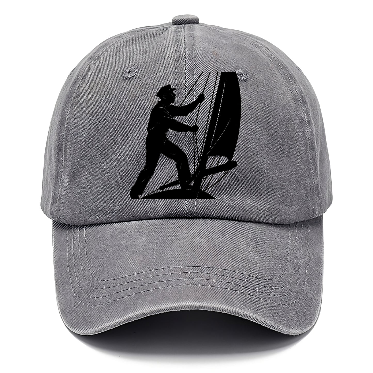 Sailor adjusting the boom on a sailboat - Classic Cap - Urban Haze(Grey)