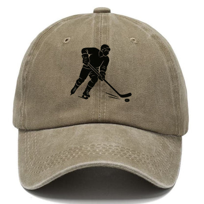 Ice hockey player shooting puck - Classic Cap - Warm Sand(Khaki)
