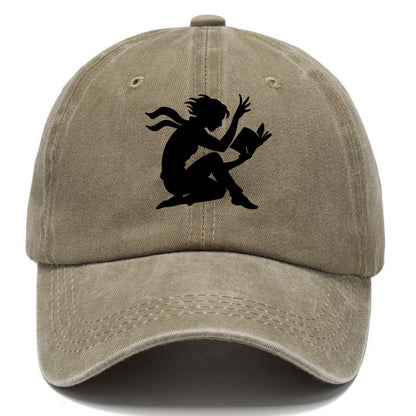 Reader lost in book moment - Classic Cap - Warm Sand(Khaki)