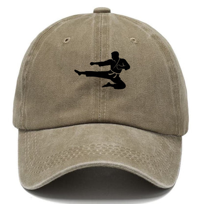 Martial artist flying kick - Classic Cap - Warm Sand(Khaki)