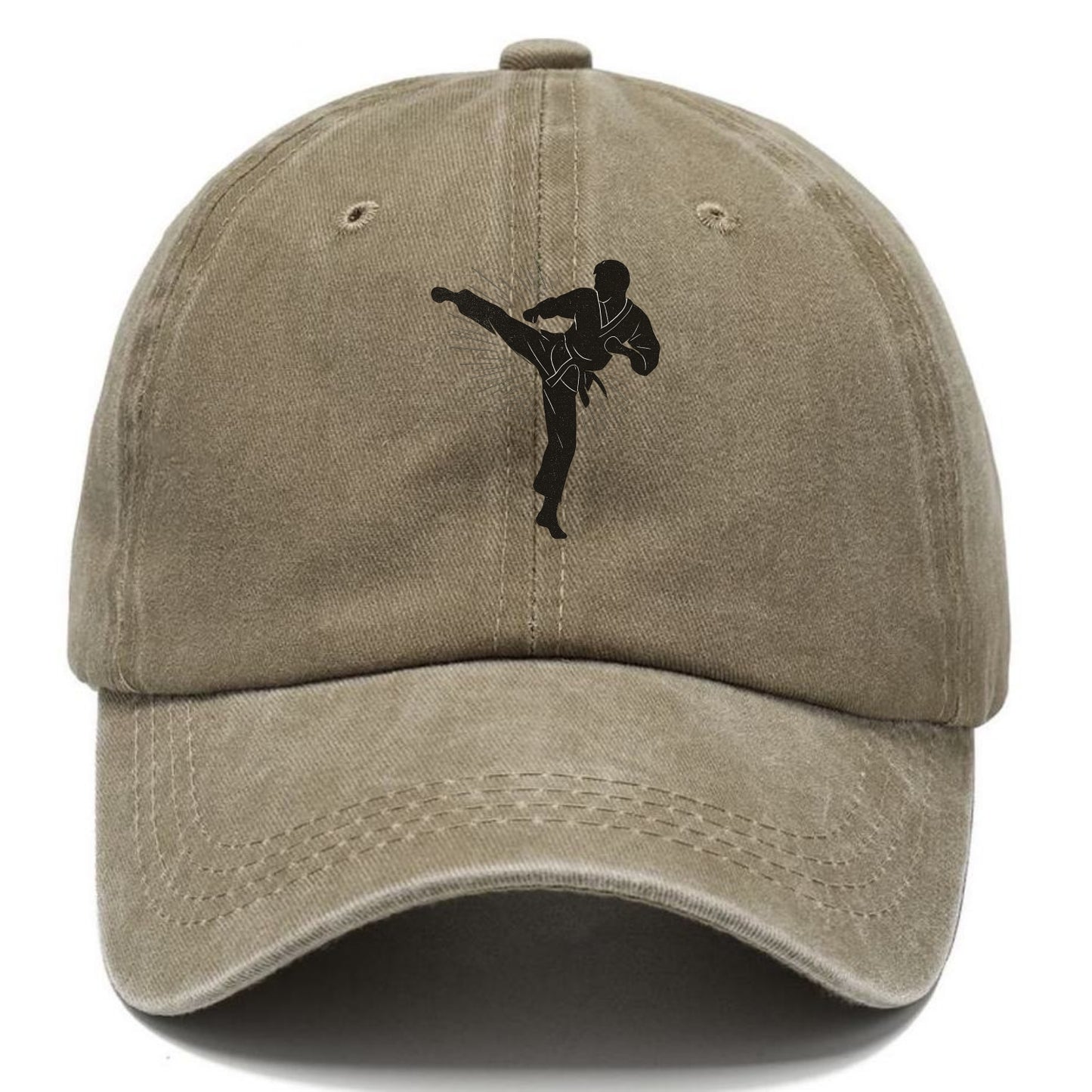 Taekwondo athlete spinning heel kick - Classic Cap - Warm Sand(Khaki)